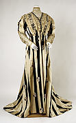 Tea gown
