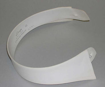Evening collar