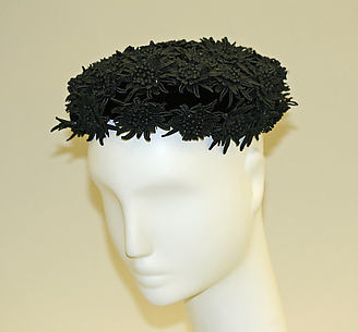 Pillbox hat
