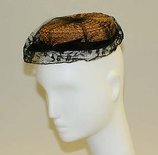Pillbox hat