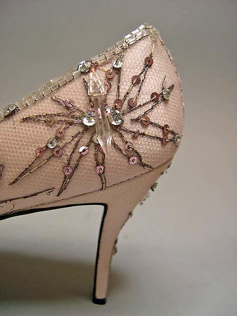 Evening shoes
