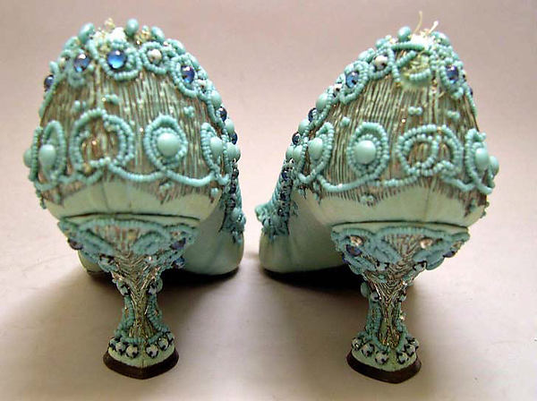 Evening shoes