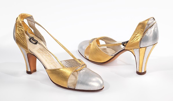 Evening shoes