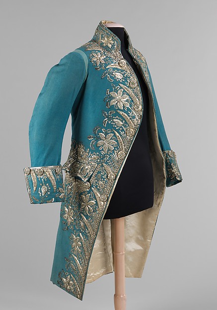 Court coat