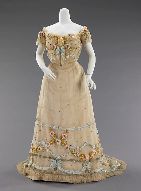 Ball gown