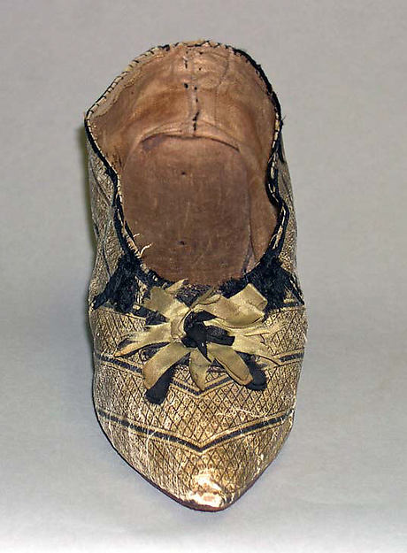 slippers-french-the-met