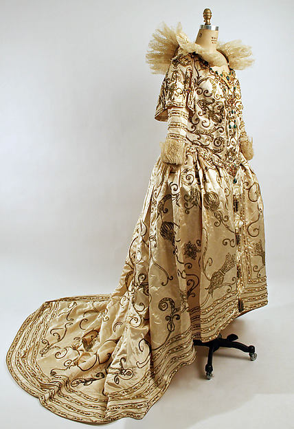 Fancy dress costume