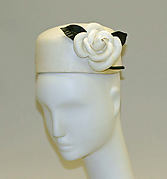 Pillbox hat