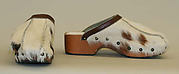 Clogs
