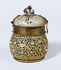 Pyxis with Vine Scrolls and Birds