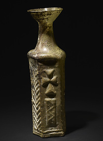 Hexagonal Bottle with Stylite