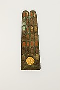 Feathers and disk like those worn by Amun