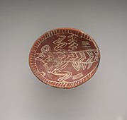 White cross-lined bowl with four legs