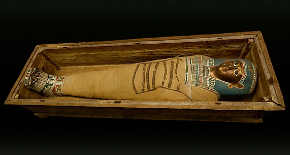 Coffin and mummy of Tasheriteniset