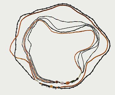 Two-strand Necklace of the Child Myt