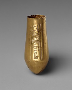 Miniature situla