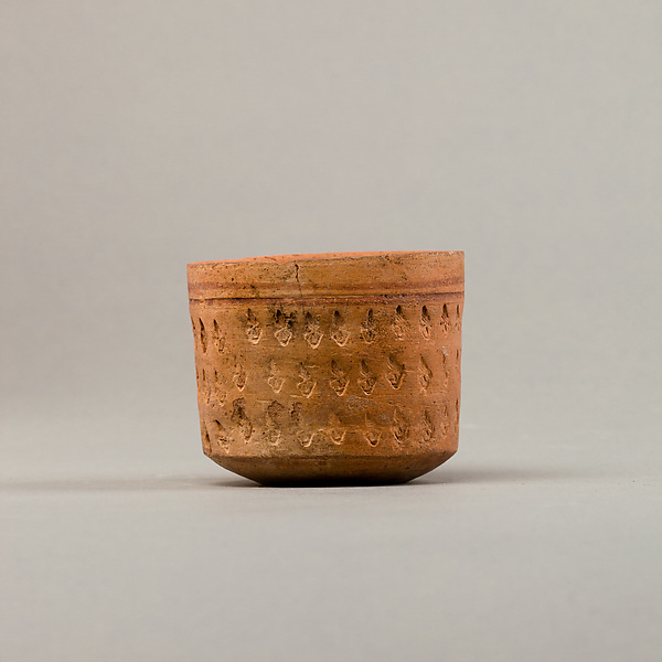 Cup with three rows of impressed decoration