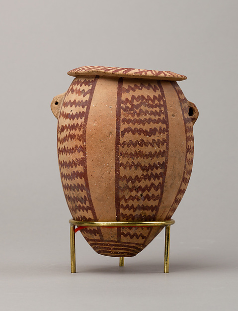 Decorated ware jar with lug handles