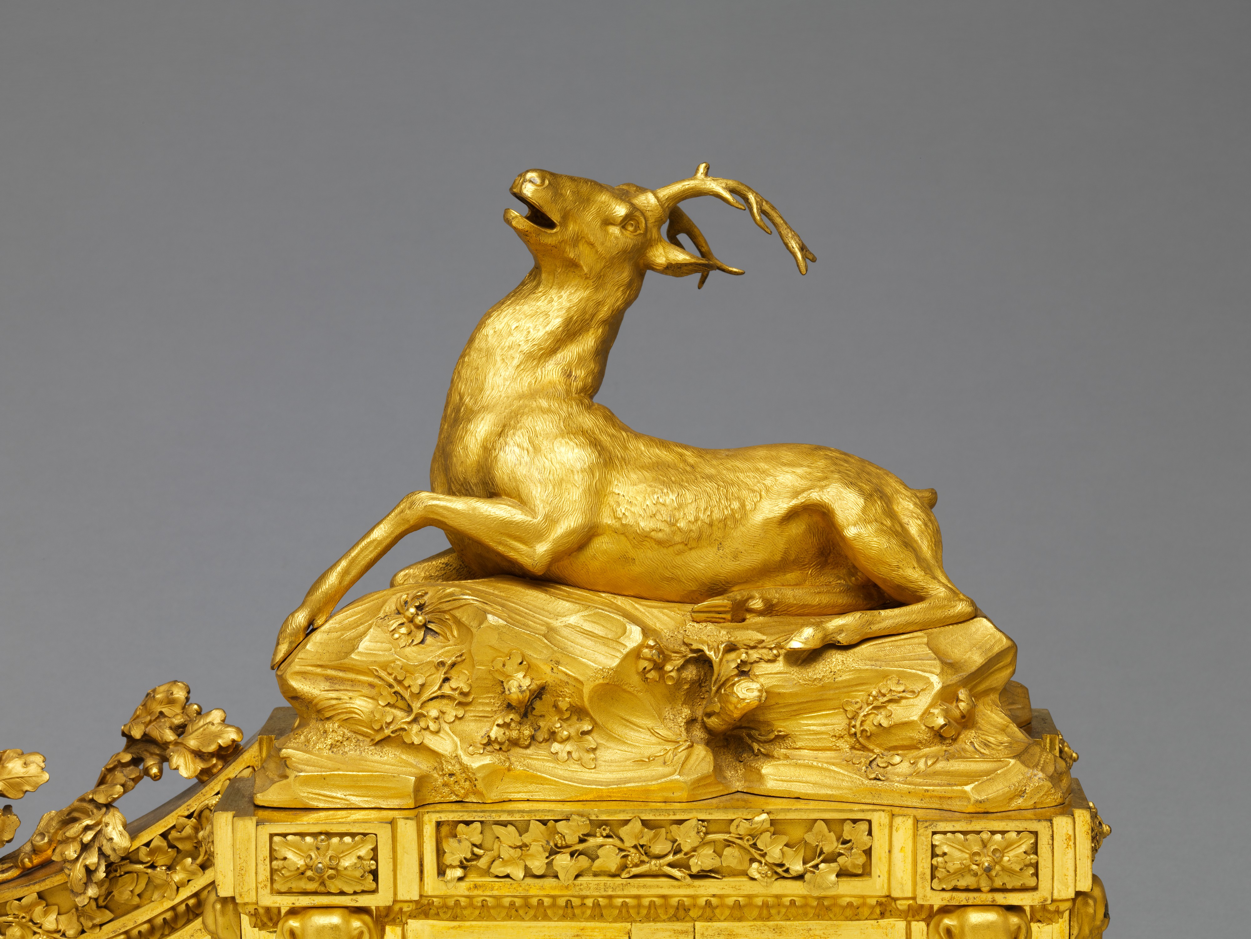 каминная пара, бронзовое литье, 1772,Франция, деталь, олень