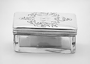 Crystal box with cover (part of a set)