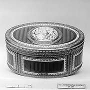 Snuffbox