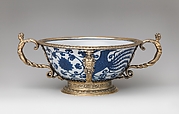 Two-handled bowl (part of a set)