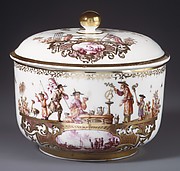 Sugar bowl with cover