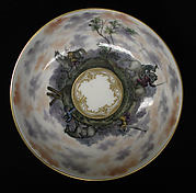 Saucer (part of a service)