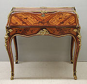 Slant top desk (Secrétaire En Pente)