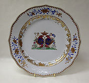 Dinner plate (part of a service)