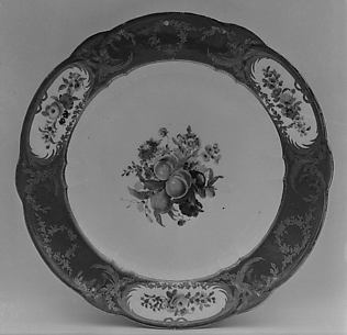 Plate (part of a service)