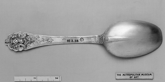 Wavy-end spoon