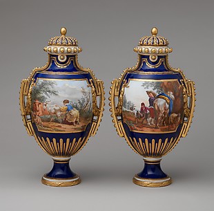 Vase with cover (Vase à panneaux or à perles) (one of a pair)