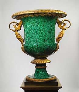 Monumental vase