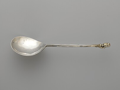Lion sejant spoon