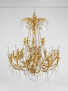 Twenty-four-light chandelier (one of a pair)