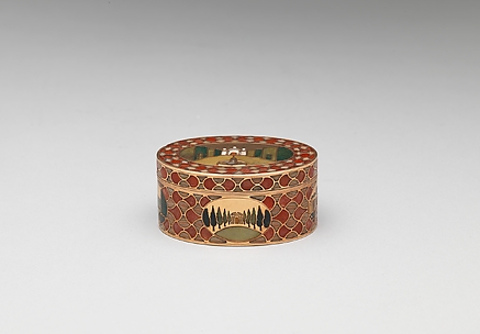 Snuffbox