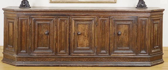 Cupboard (Credenza)