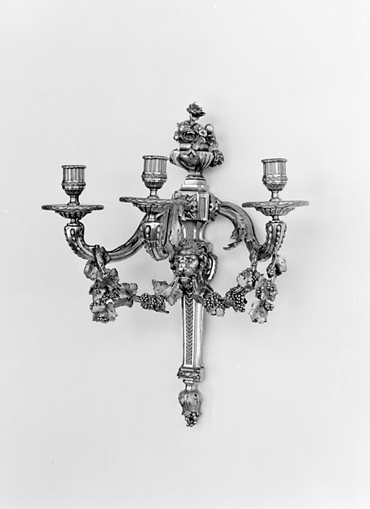 Set of four three-light sconces (bras de lumière)
