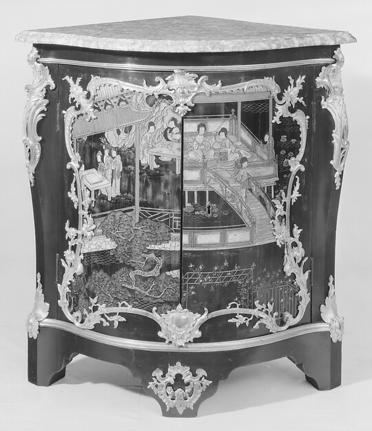 Corner cupboard (Encoignure) (one of a pair)