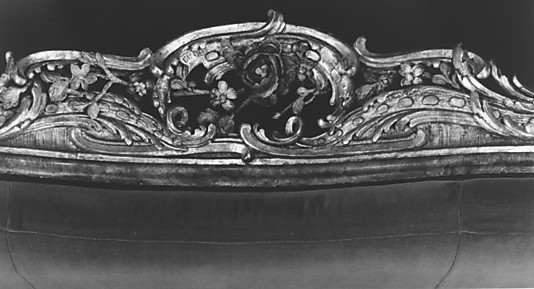 Settee (part of a set)