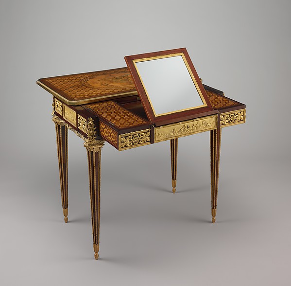Mechanical table