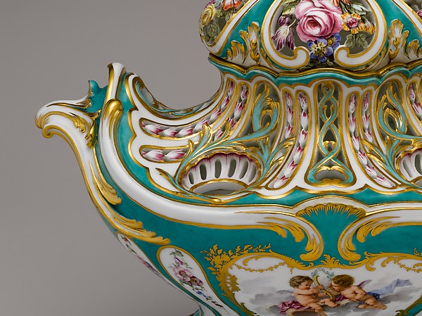 Potpourri vase (Pot-pourri gondole)