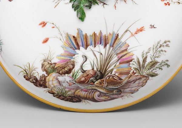 Broth bowl with cover and stand (Écuelle ronde et plateau rond)