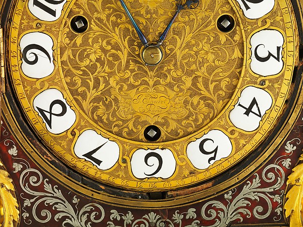 Clock with Pedestal