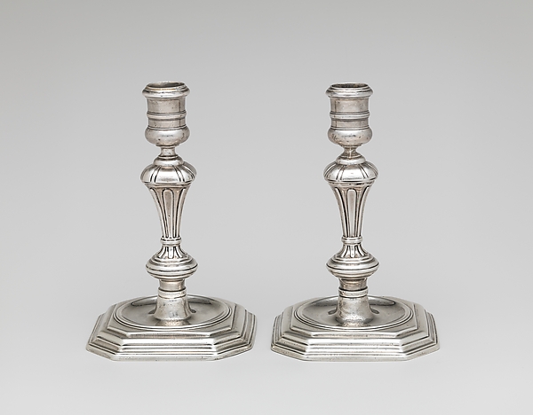 Pair of candlesticks