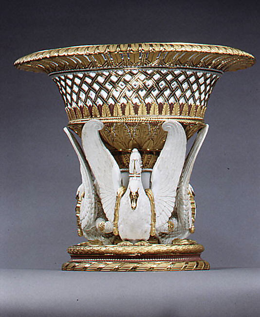 Fruit or flower basket (Corbeille aux cygnes)