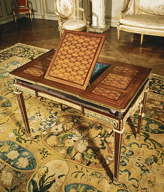 Mechanical table (Table mécanique)