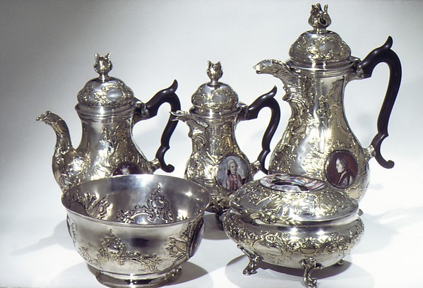 Coffeepot (part of a set)
