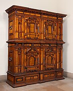 Cabinet (Fassadenschrank)